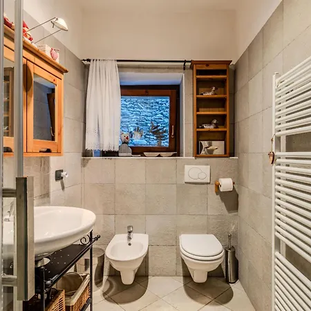 Fontana By Interhome شقة *
